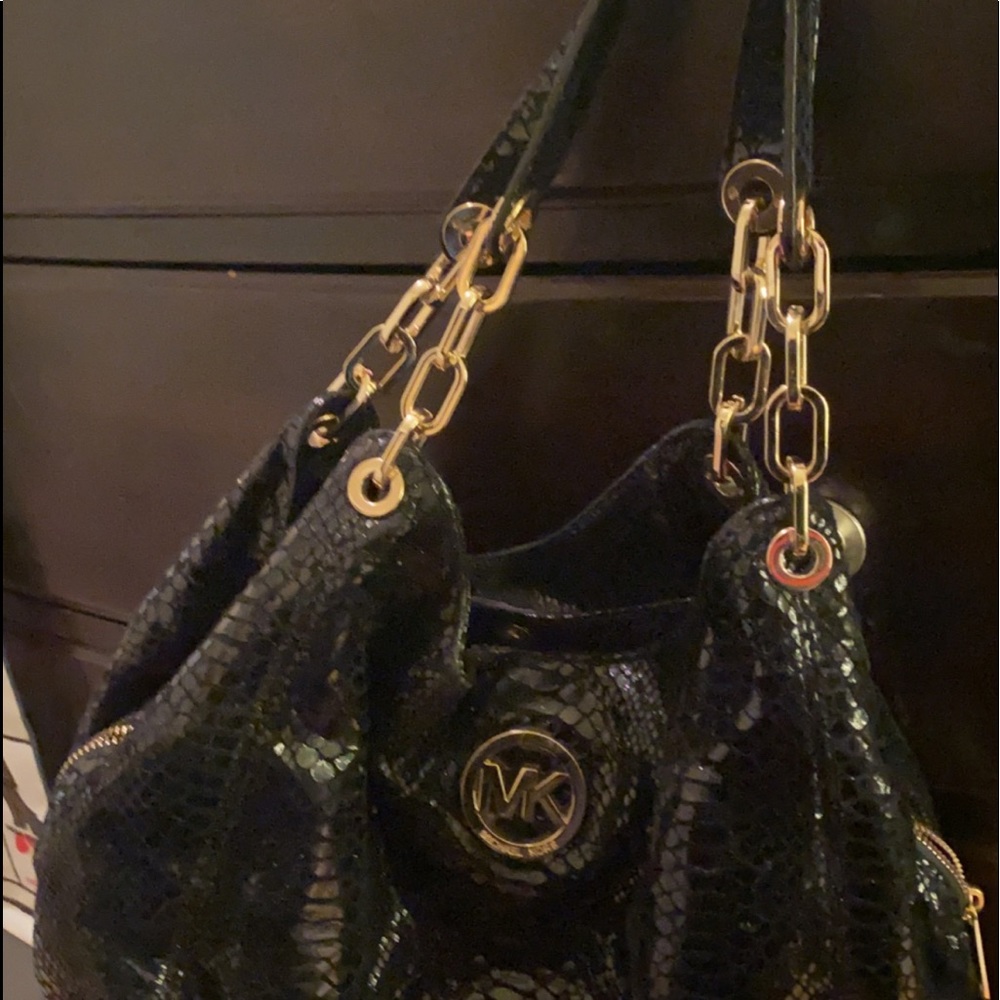 Michael kors purse and wallet